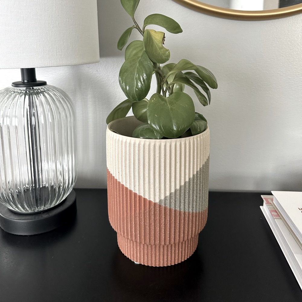 Ribbed Vase